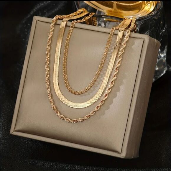 3-Piece Set Chain Necklaces Gold or Silver Plated Fashionable Fashion Jewelry - Picture 12 of 14